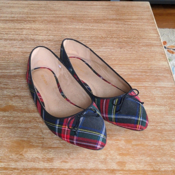 Old Navy Shoes - Plaid ballet flats